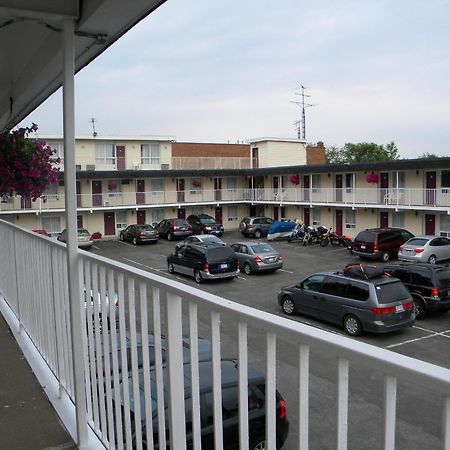 Fairway Inn By The Falls Cataratas do Niágara Exterior foto
